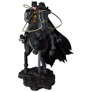 MAFEX No.205 The Dark Knight Returns - Batman & Horse