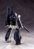 Super Dimension Fortress Macross 1/72 VF-1S STRIKE VALKYRIE BATTROID MODE