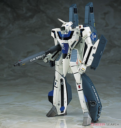 Super Dimension Fortress Macross 1/72 VF-1A Super Battroid Valkyrie