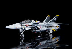 Max Factory PLAMAX 1/72 Macross: Do You Remember Love? Roy Focker's VF-1S Fighter Valkyrie
