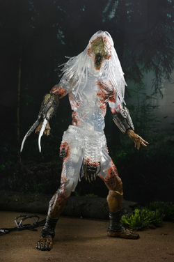 Neca SDCC 2024 Exclusive - Prey - Ultimate “Camo Reveal” Feral Predator 7