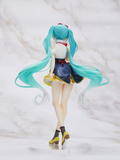 Vocaloid Hatsune Miku (Snow White) Wonderland Figure Pre-order