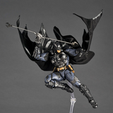 Revoltech Amazing Yamaguchi Batman: Arkham Knight - Batman Pre-order