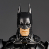 Revoltech Amazing Yamaguchi Batman: Arkham Knight - Batman Pre-order