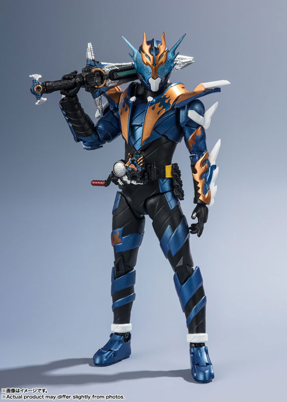 S. H. Figuarts Kamen Rider Build - Kamen Rider Cross-Z Heisei Generations Edition Pre-order