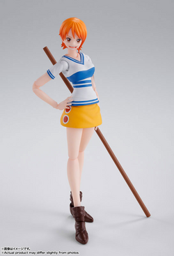 S. H. Figuarts ONE PIECE - Nami -Romance Dawn