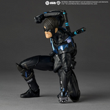 Revoltech Amazing Yamaguchi Batman: Arkham Knight - Nightwing