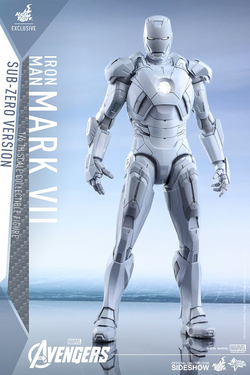 Hot Toys MMS329 -  Iron Man Mark VII Sub-Zero Version