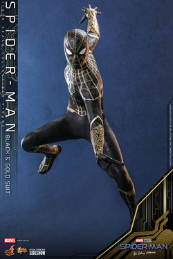 Hot Toys 1/6 MMS604 Spider-Man: No Way Home -  Spider-Man (Black & Gold Suit)