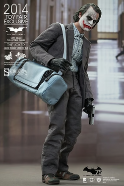 Hot Toys 1/6 MMS249 2.0 - The Dark Knight - The Joker Bank Robber Verison