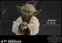 Hot Toys MMS495 Star Wars: Episode II Attack of the Clones - Yoda
