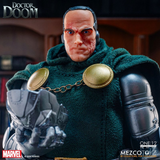 Mezco One:12 Collective - Doctor Doom