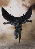 S.H. Figuarts Justice League - Batman