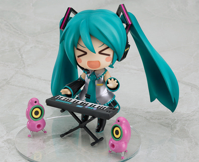 Nendoroid 300 Character Vocal Series 01: Hatsune Miku 2.0 – Xavier