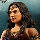 Mezco One:12 Collective DC Wonder Woman