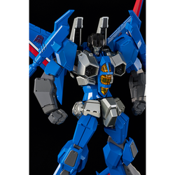 Flame Toys Furai - Transformers - Thundercracker Model Kit