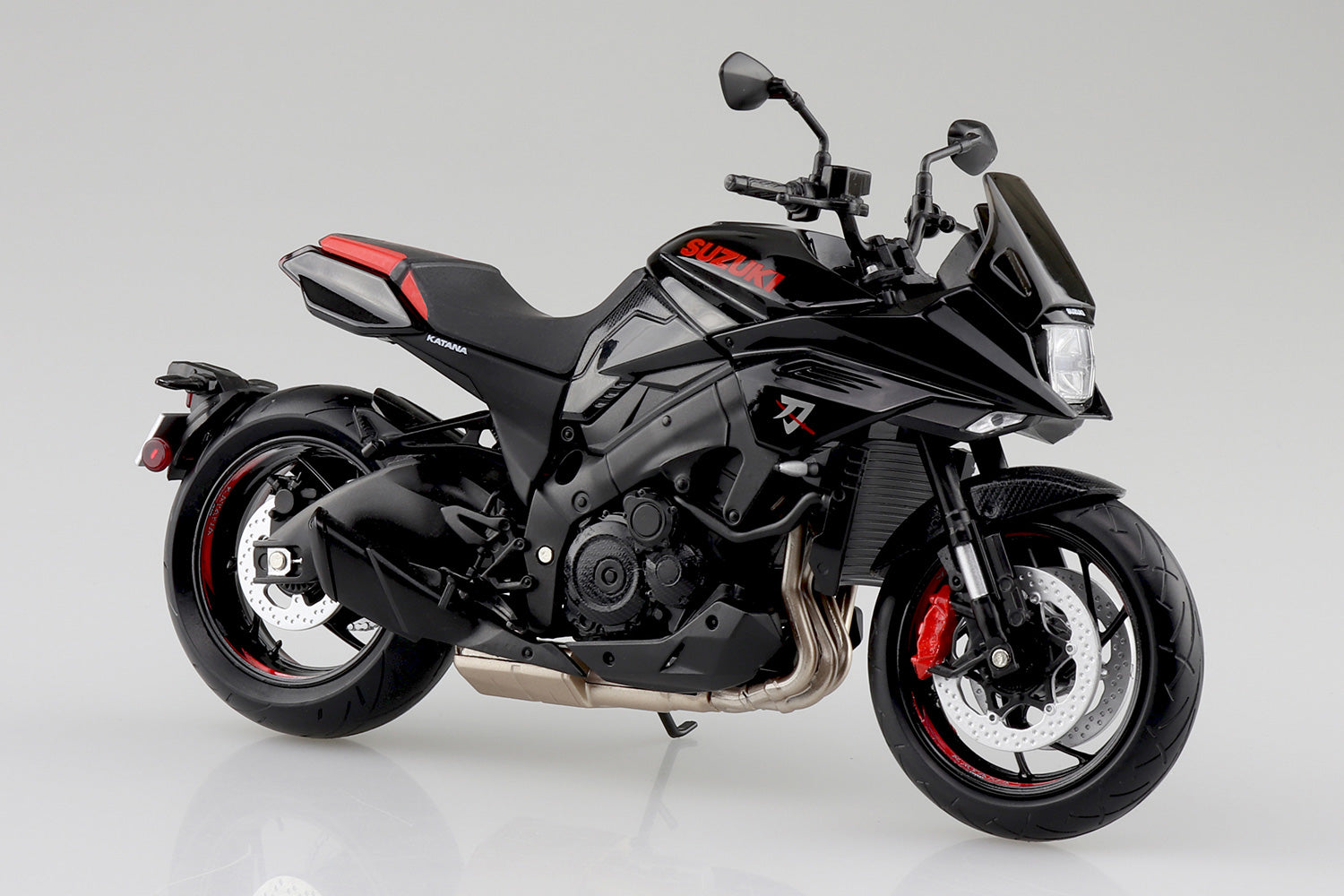 Suzuki Motorcycle GSX-S1000S Katana: Metallic Mystic Silver