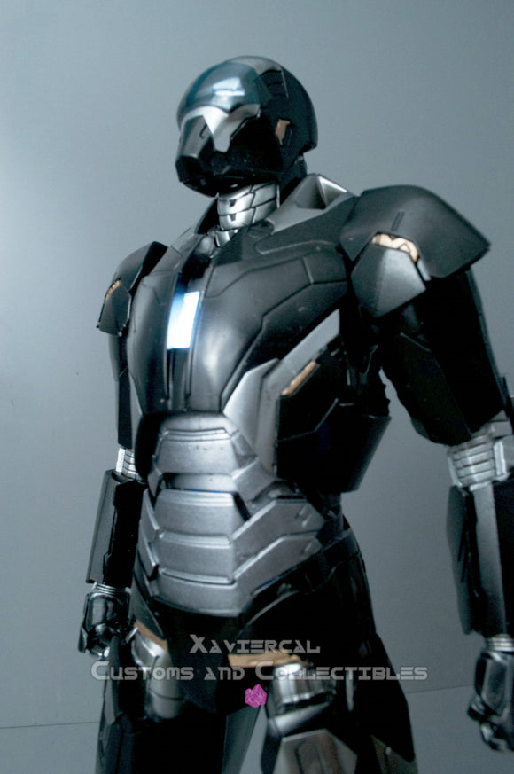 Xavier Cal Custom: Hot Toys Iron Man Black Shotgun Armor XL