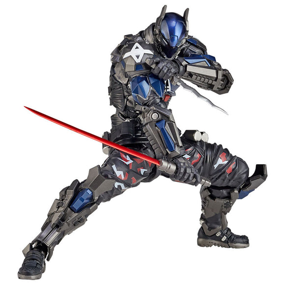 Revoltech / Amazing Yamaguchi No 024 - Batman Series - Arkham Knight