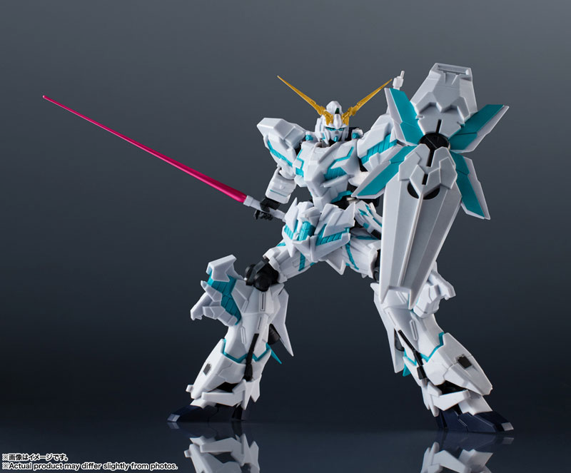 Gundam Universe Mobile Suit Gundam Unicorn - RX-0 UNICORN GUNDAM