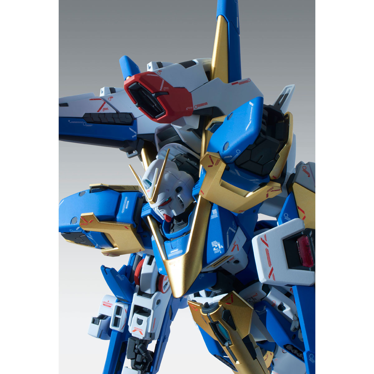 Gundam MG 1/100 Premium Bandai Exclusive - Victory Two Assault