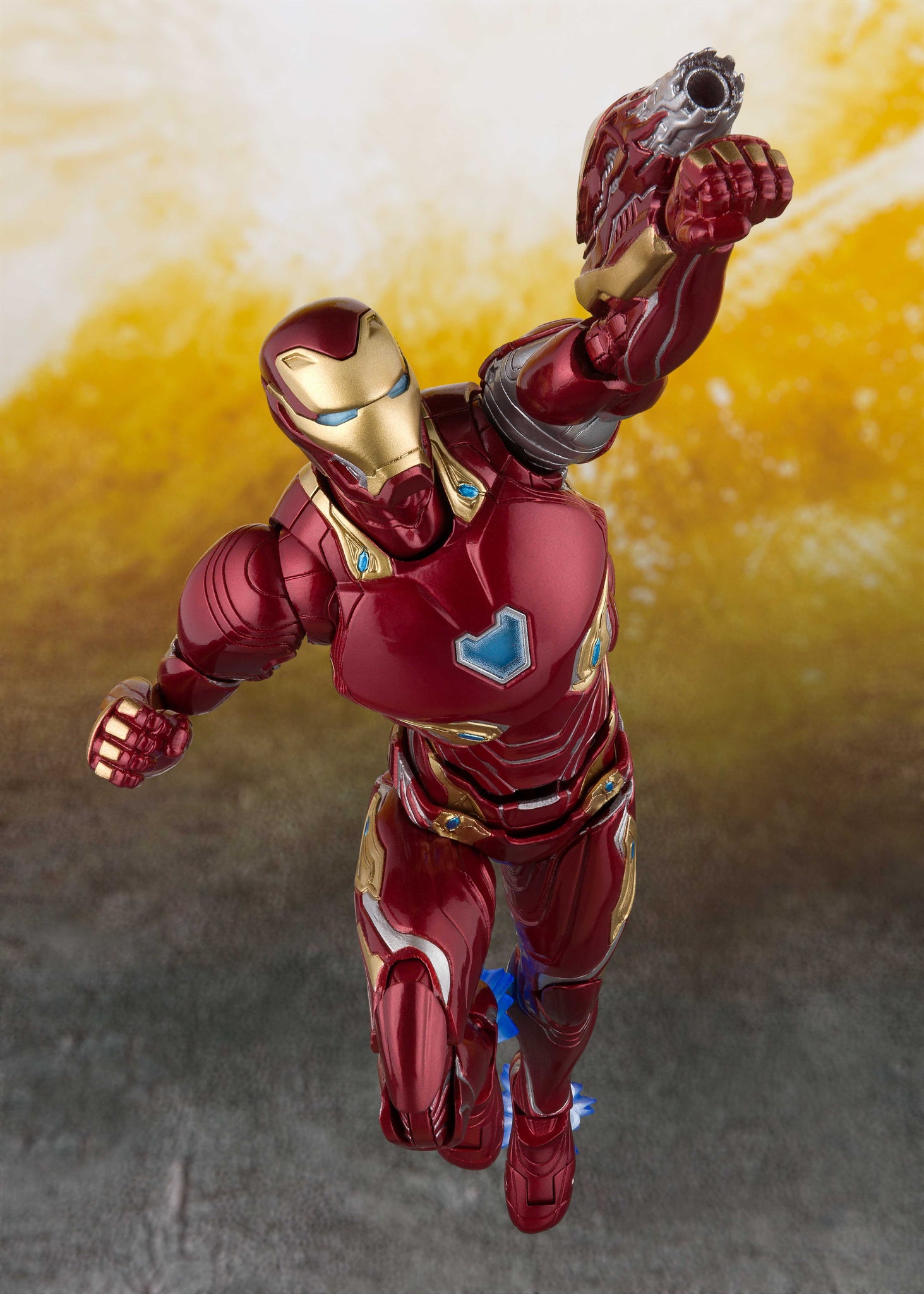 S.H. Figuarts Avengers: Infinity War Iron Man Mark 50 Figure Video