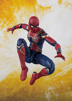S. H. Figuarts Avengers: Infinity War - Iron Spider & Tamashii Stage