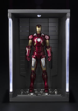 S. H. Figuarts Marvel The Avengers - Iron Man Mark 7 And Hall Of Armor Set